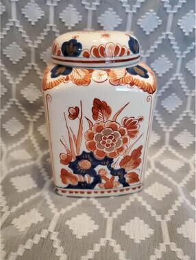 Delft Pijnacker Tea Caddy, 1970